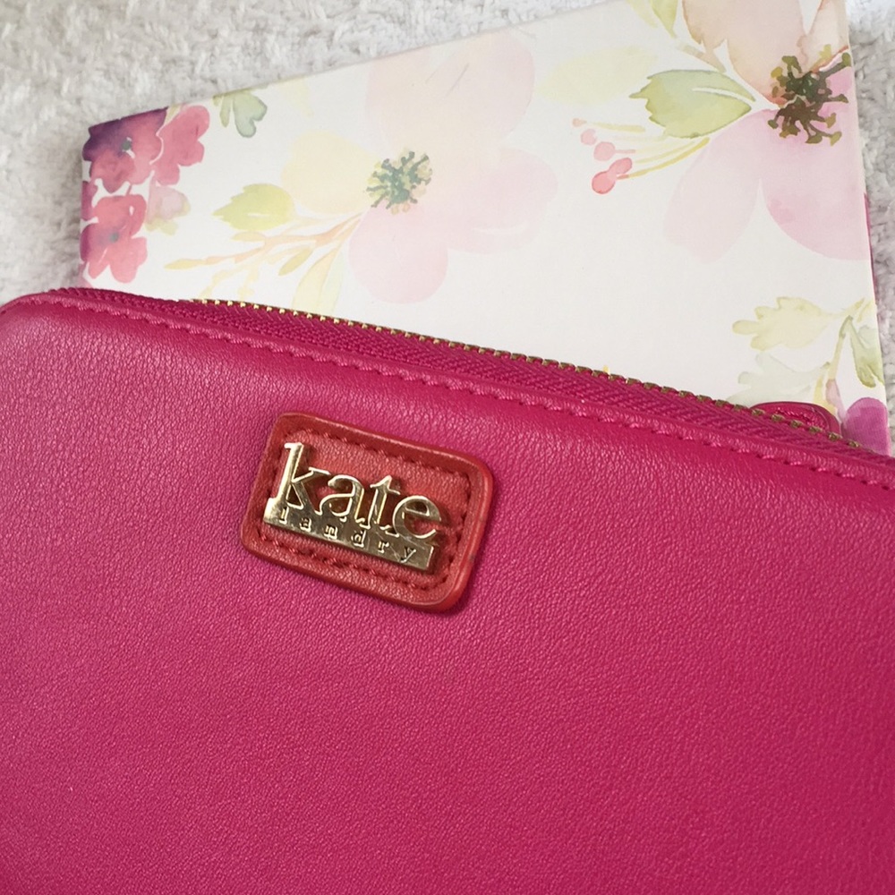 💕💕💕💕Kate Landry wallet